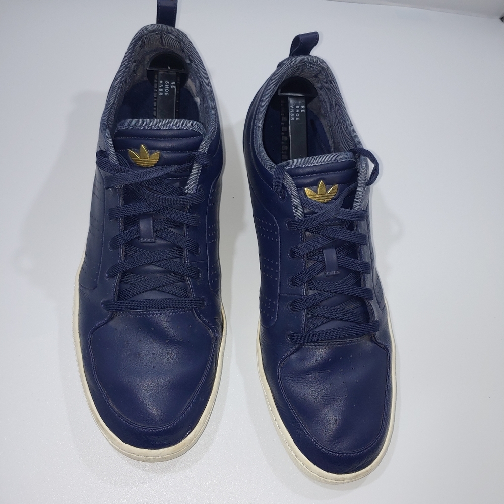 Adidas AR-D1 Sneakers